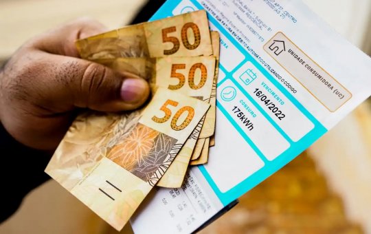 Prefeitura anuncia parceria com a Coelba e dará descontos na conta de energia para participantes do Recicla Capital