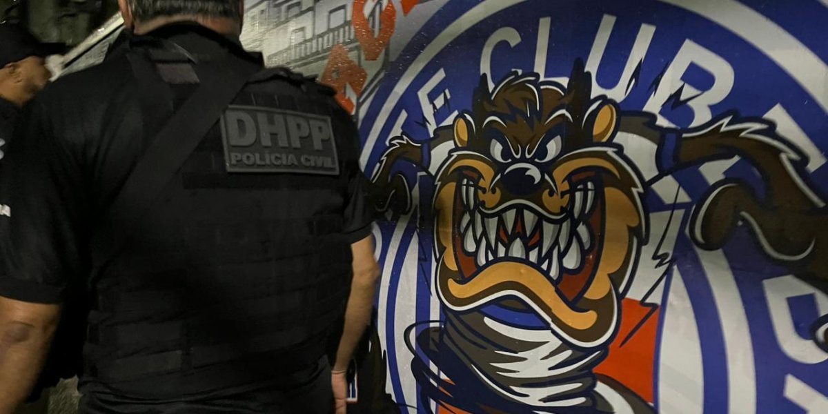 Operação Bandeira Branca: Polícia visa integrantes de torcida organizada do Bahia suspeitos por tentativa de homicídio