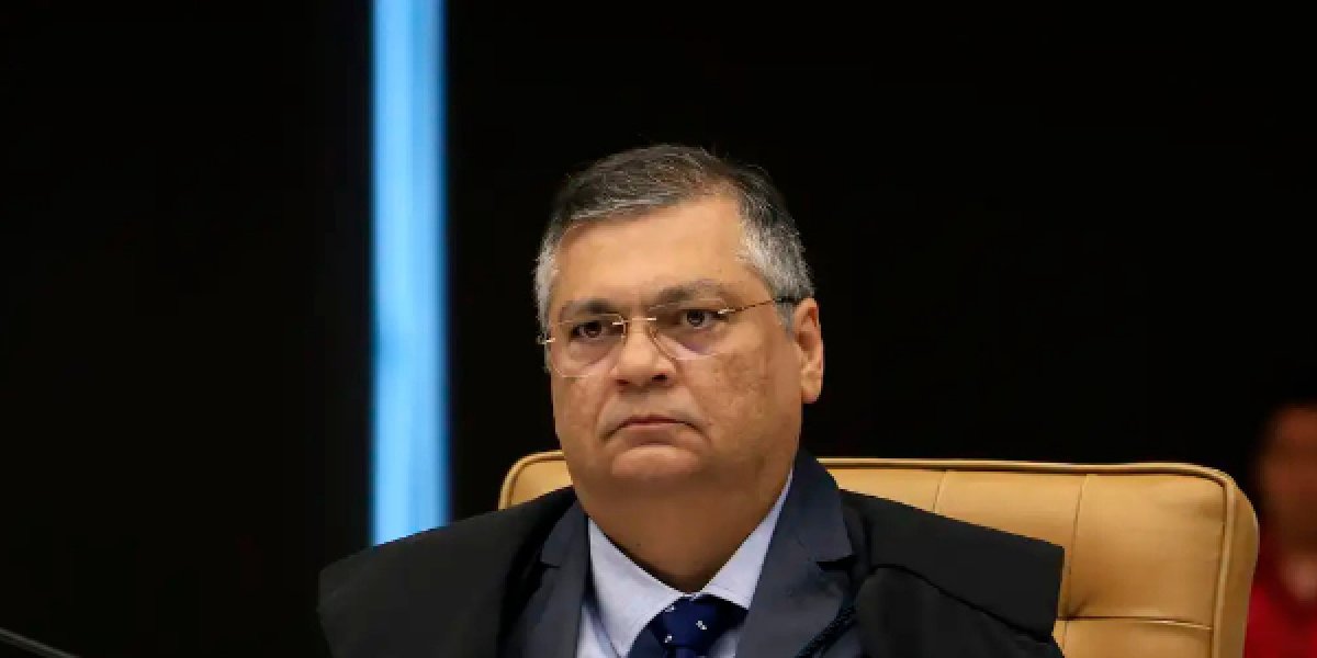 Flávio Dino suspende quebra de sigilo de Lulinha e outros alvos da CPMI do INSS
