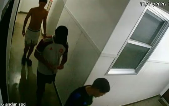 Suspeitos de estupro coletivo se entregam à polícia e são transferidos para presídio no Rio de Janeiro