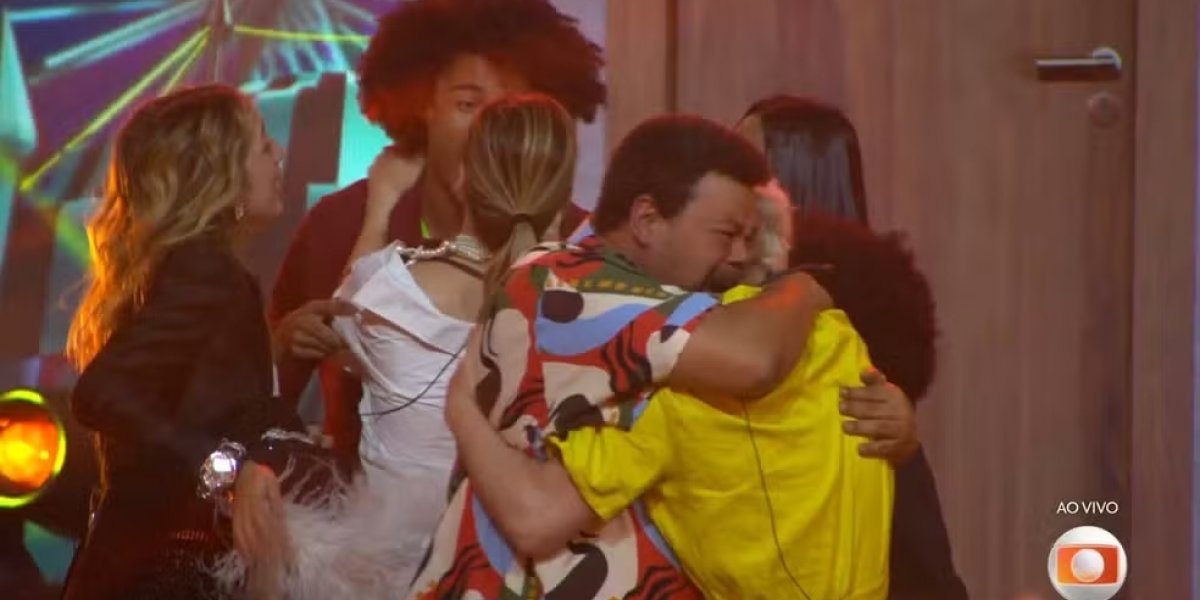 Brothers comemoram os retornos de Breno e Juliano Floss