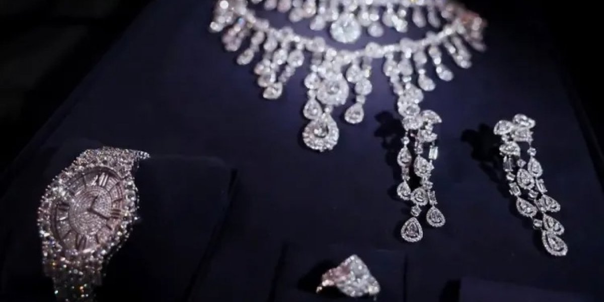 PGR envia ao Supremo pedido de arquivamento do processo sobre joias presenteadas a Jair Bolsonaro