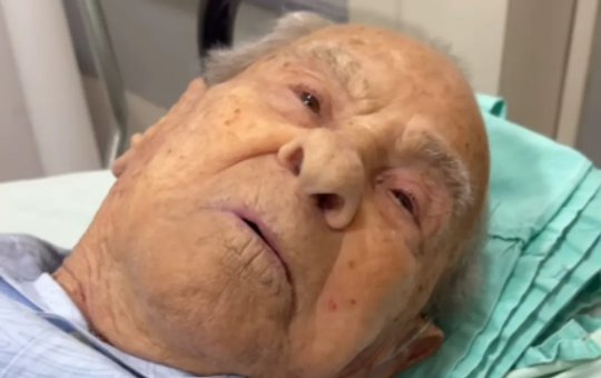 Vovô Anésio implora para o neto não ir embora do hospital