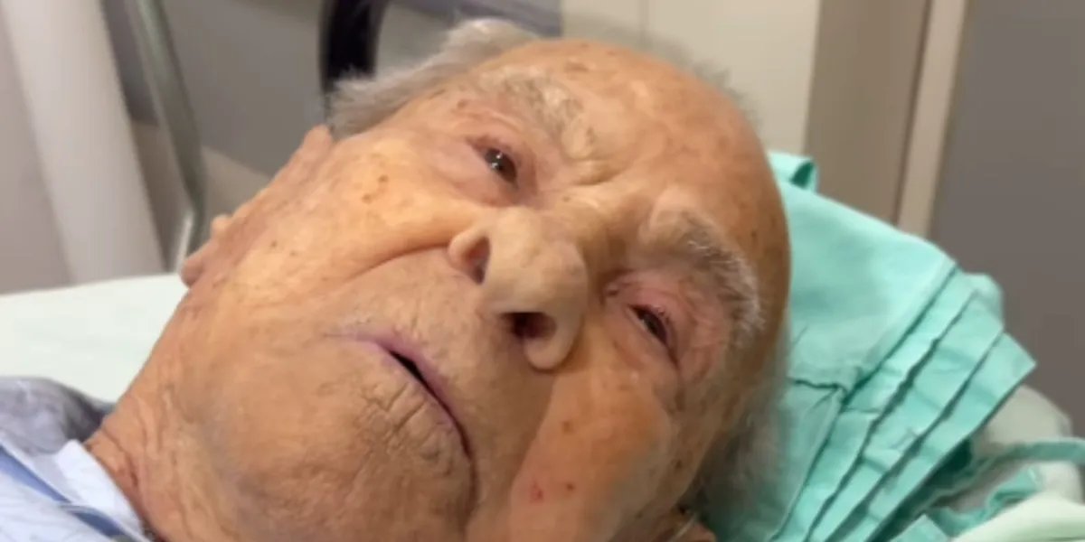 Vovô Anésio implora para o neto não ir embora do hospital