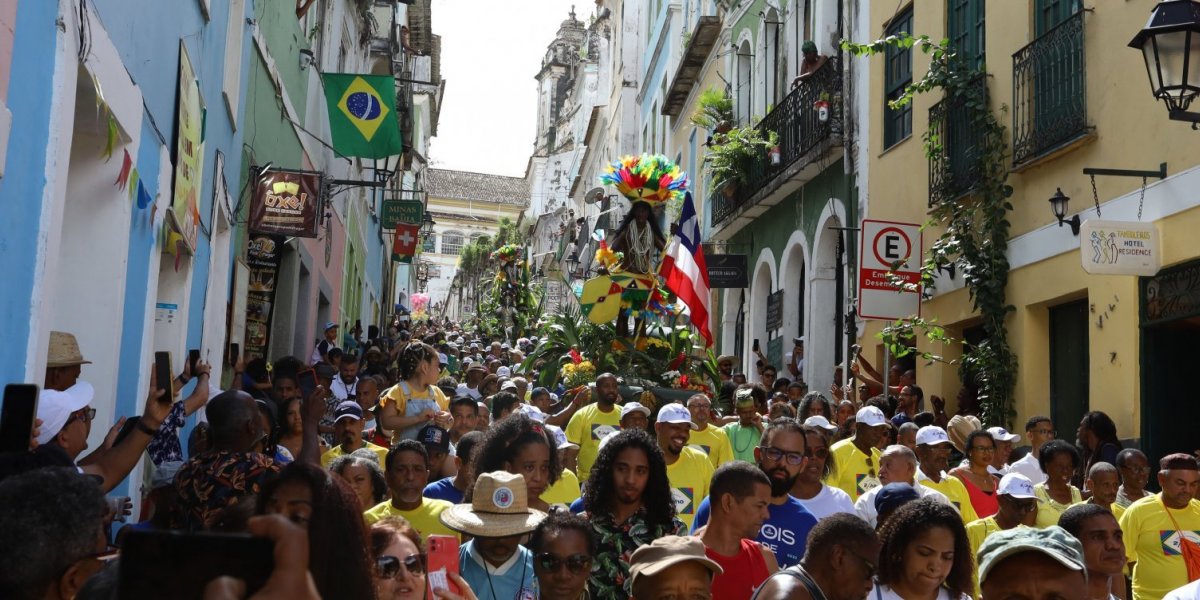 Câmara Federal aprova mudança da capital do Brasil para Salvador durante o 2 de julho