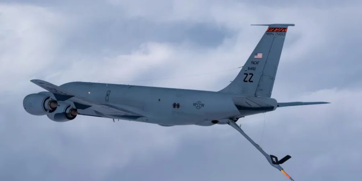 Avião de reabastecimento dos EUA cai no espaço aéreo do Iraque