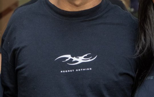 Loja retira de circulação blusa usada por suspeito em caso de estupro no Rio