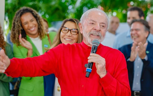 Lula critica uso de Ozempic e diz que pessoas precisam “tirar a bunda da cadeira”