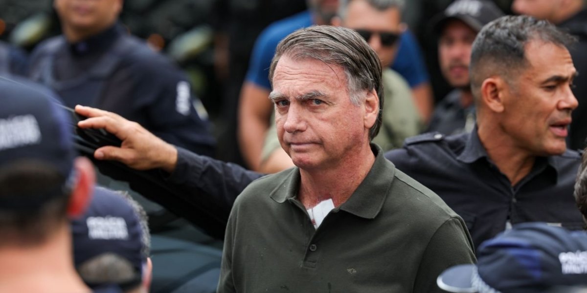 Bolsonaro apresenta piora na função renal e continua internado na UTI, diz boletim