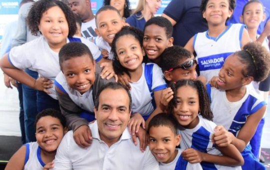 Salvador inicia ano letivo da rede municipal com inauguração de escola no Lobato