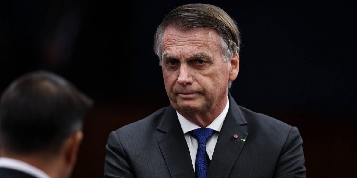 Bolsonaro apresenta melhora clínica e recuperação da função renal, diz boletim