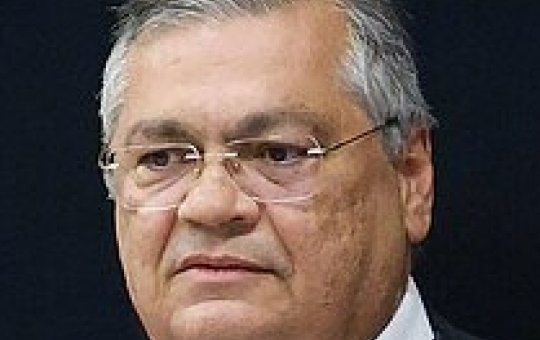 Flávio Dino proíbe aposentadoria compulsória como maior punição a magistrados