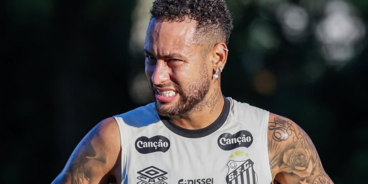 Neymar em treino do Santos