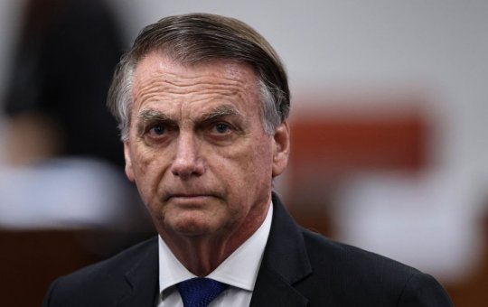 Bolsonaro apresenta segundo dia de melhora clínica, mas ainda sem previsão de alta