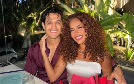 Sthe Matos ganha carro de R$ 1,5 milhão e relógio de luxo em aniversário de casamento