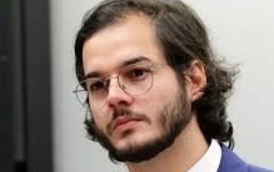 Deputado rebate 'direita' ao falar que o Brasil não ganhou o Oscar: 'E o Neymar não foi convocado'