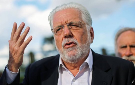 Jaques Wagner diz que não tem nada a explicar sobre contrato do Banco Master com empresa da nora