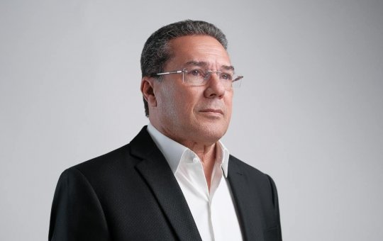 Vanderlei Luxemburgo é internado em UTI com infecção pulmonar