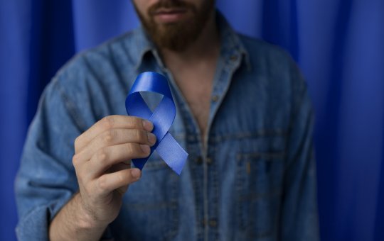 Março Azul alerta para prevenção do câncer de intestino, um dos mais comuns no Brasil