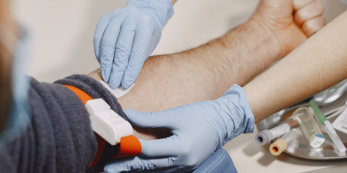 Testemunhas de Jeová atualizam regra sobre transfusão de sangue