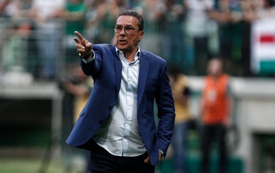 Vanderlei Luxemburgo recebe alta após internação e diz estar recuperado