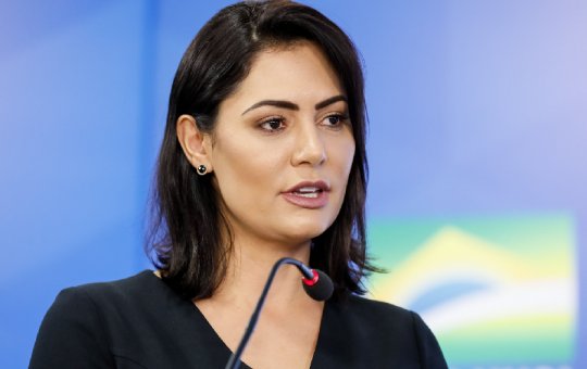 Michelle Bolsonaro celebra aniversário com culto de louvor em Brasília