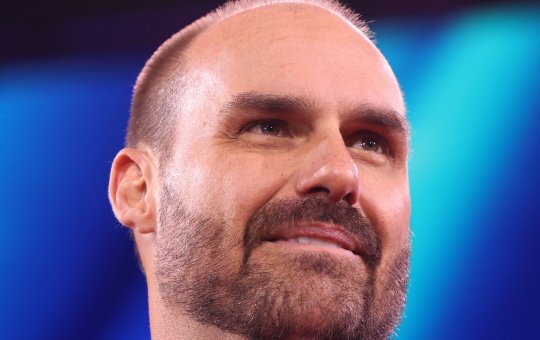 Moraes compartilha provas contra Eduardo Bolsonaro com a Polícia Federal