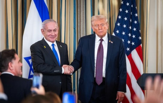 Netanyahu diz ter discutido acordo com Irã com Trump, mas Teerã nega negociações