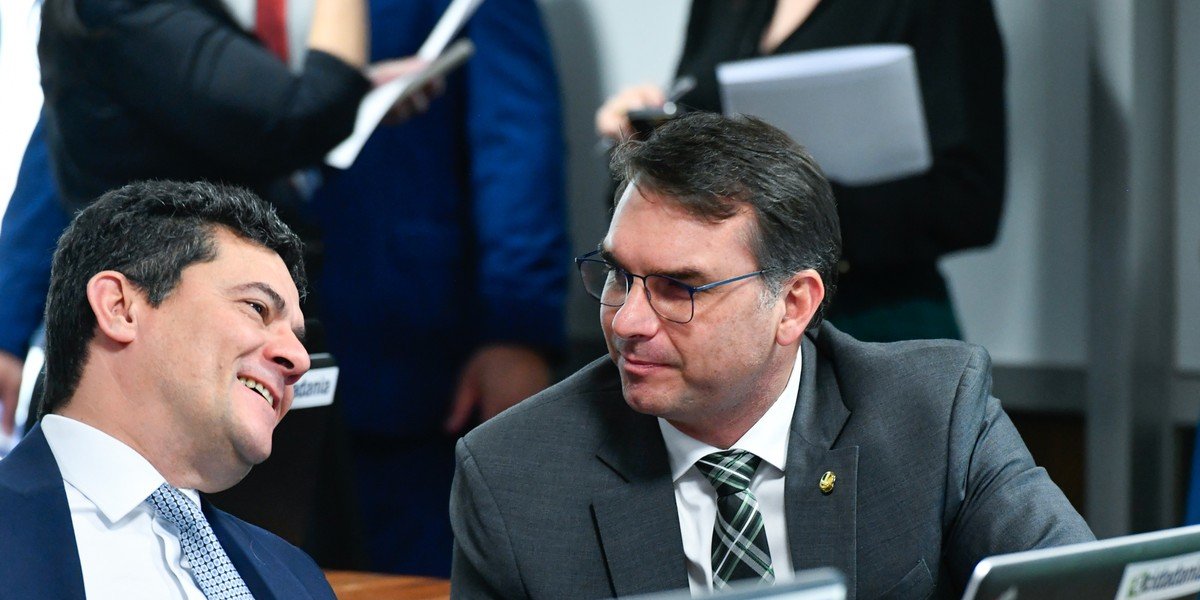 Moro se filia ao PL para disputar governo do Paraná e promete palanque forte a Flávio Bolsonaro