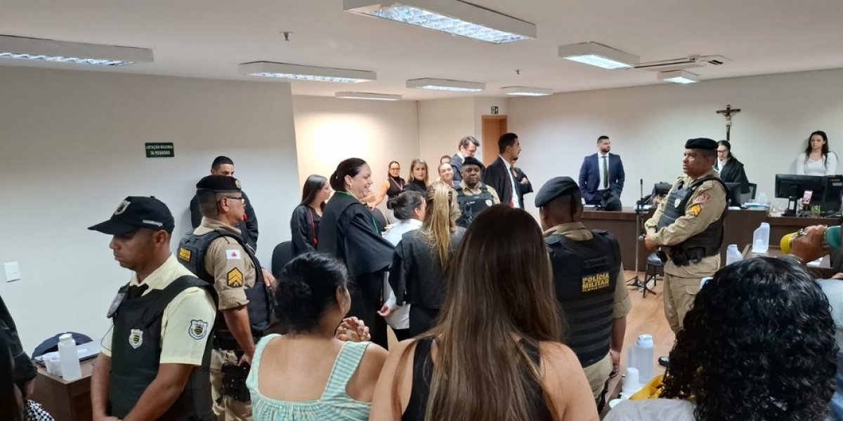 Mulher é absolvida após matar namorado ao flagrá-lo abusando da filha