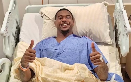 Após 12 horas de cirurgia, médico do Vitória atualiza estado do volante Dudu