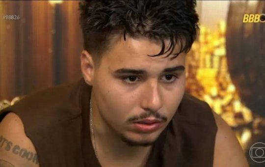 Pedro Espindola se pronuncia pela 1ª vez após deixar BBB 26 e clínica psiquiátrica