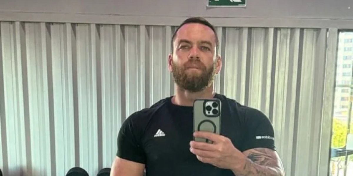 Ex-diretor de presídio baiano é preso após receber alta médica; vídeo mostra chegada