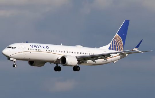 Avião com mais de 160 passageiros por pouco não colide com helicóptero militar nos Estados Unidos