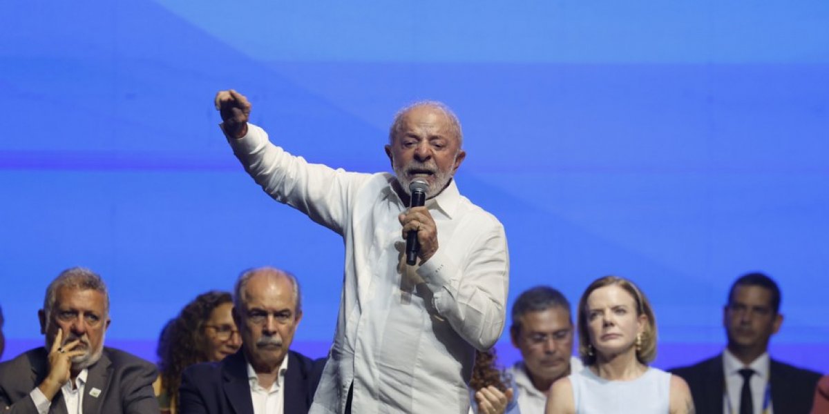 Lula responde a Flávio e dispara: “O Opala é o pai dele, que está no desmanche”