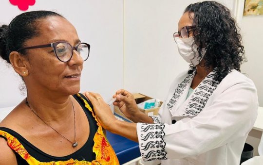 Dia D de vacinação contra a gripe é realizado em cidades da Bahia neste sábado (28)