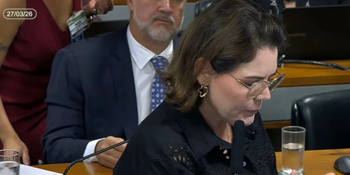 Deputada chora ao falar sobre o fim da CPMI do INSS: 'Estou envergonhada'