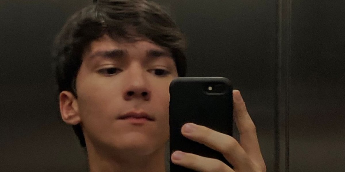 Aluno tira zero na redação da Fuvest após usar linguagem rebuscada e processa reitor da USP