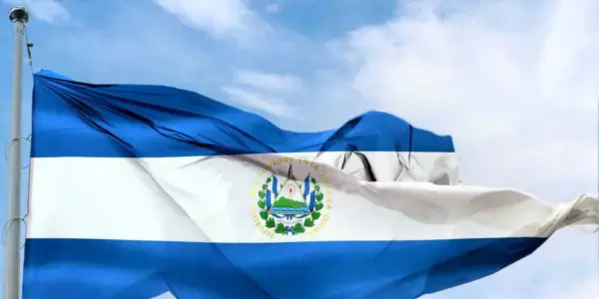 Bandeira de El Salvador