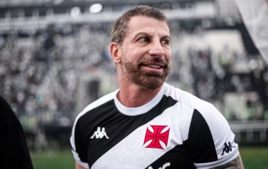 Presidente do Vasco é denunciado no STJD após confusão em jogo contra o Cruzeiro