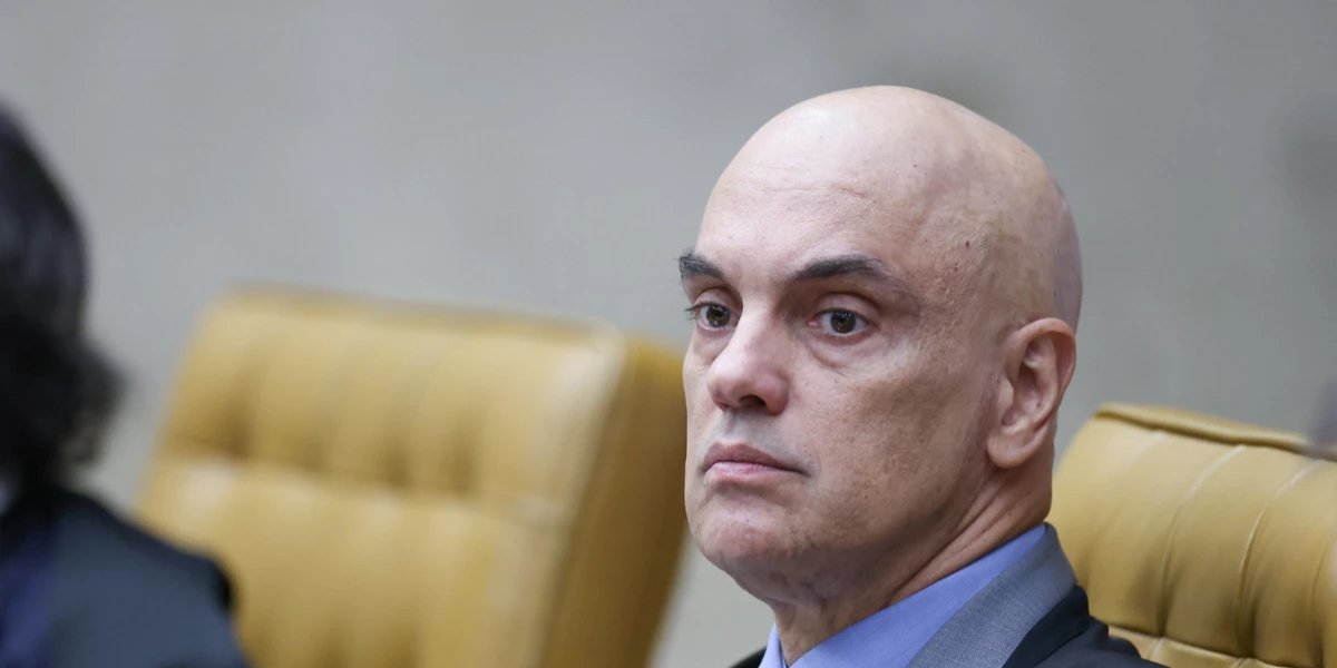 Moraes determina cobrança de R$ 7,1 bilhões de caminhoneiros por bloqueios após eleições de 2022