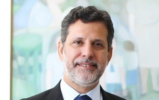 Lula anuncia Leonardo Barchini como novo ministro da Educação