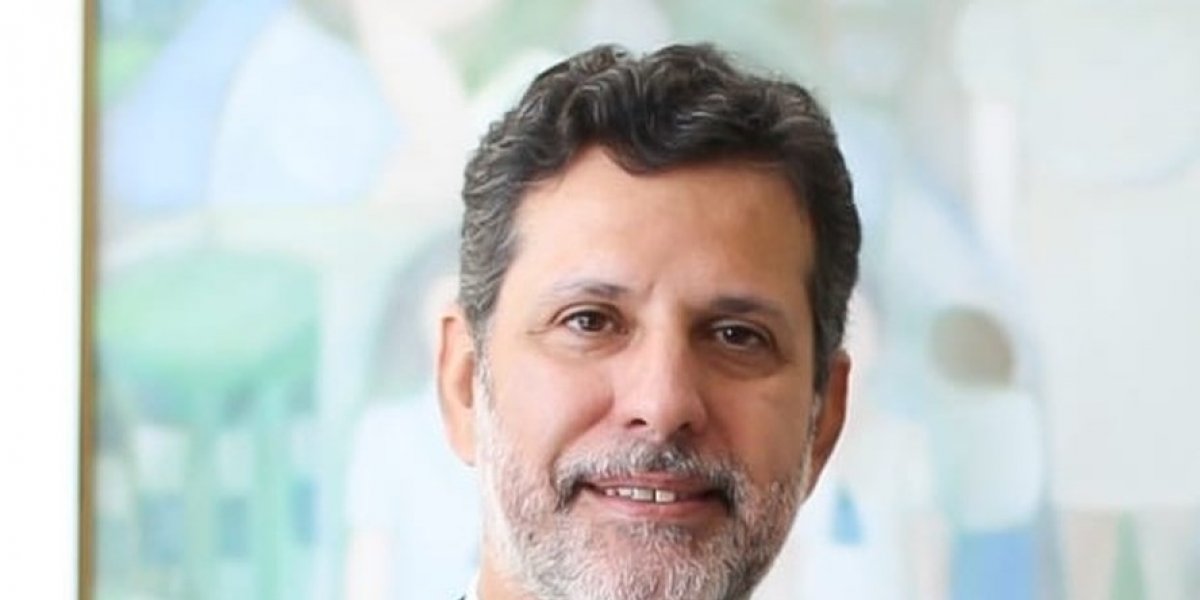 Lula anuncia Leonardo Barchini como novo ministro da Educação