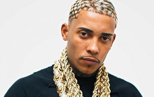 MC Poze do Rodo tem casa invadida, é feito refém e sofre prejuízo milionário no Rio de Janeiro