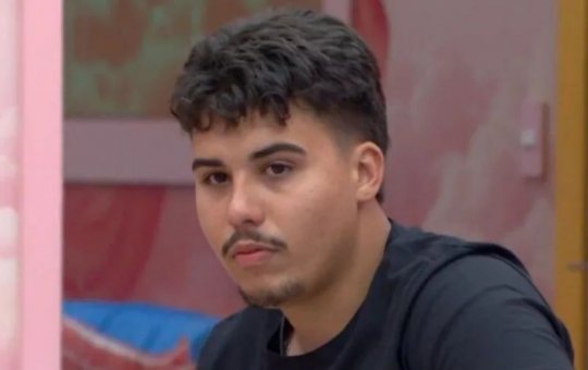 Ex-BBB volta a ser internado na UPA após surto psicótico