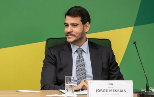 Lula encaminha ao Senado indicação de Jorge Messias para o STF nesta terça