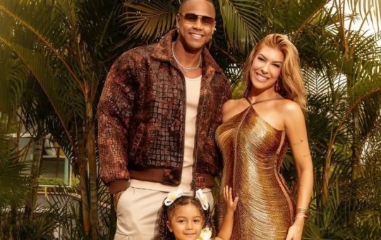 Léo Santana e Lore Improta revelam nome do segundo filho