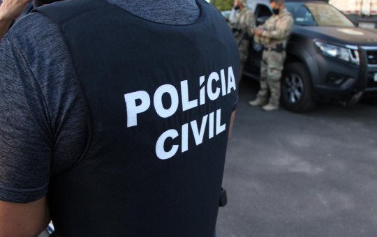 Corpo de um homem com marcas de tiros é encontrado próximo a shopping de Salvador