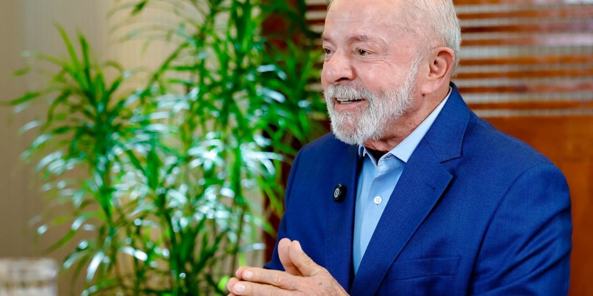 Lula sugere a criação do Pé-de-Meia para estudantes universitários