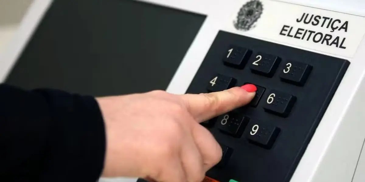 Aumento de 536 mil eleitores é registrado pelo TSE entre fevereiro e março